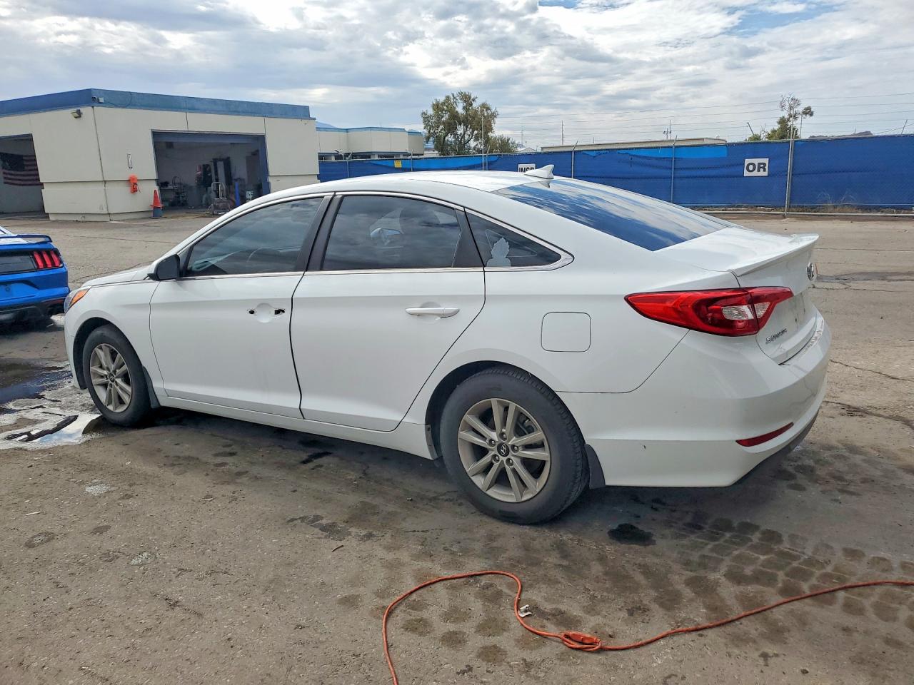 2016 HYUNDAI SONATA SE — снимка 2