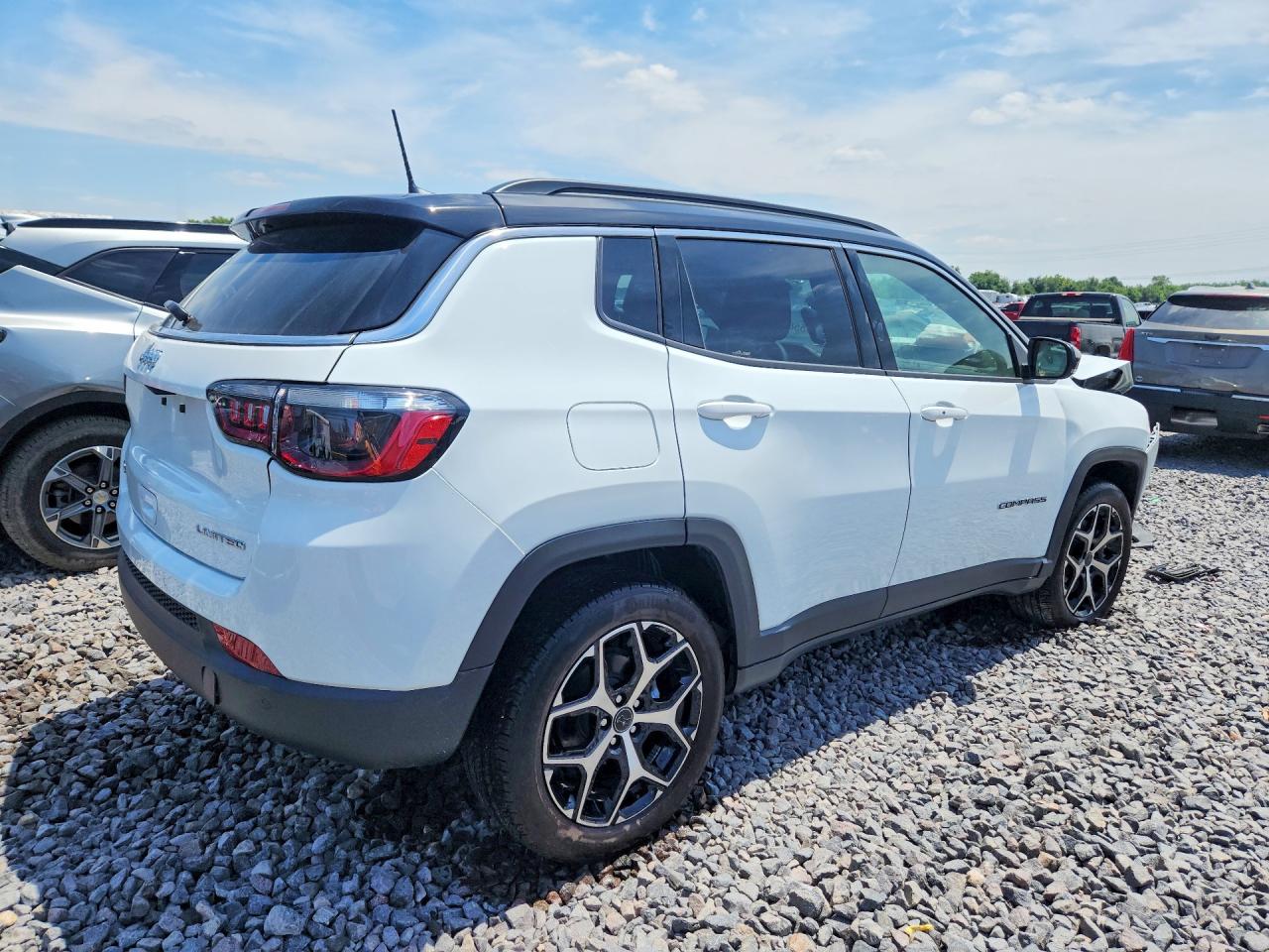 2025 JEEP COMPASS LIMITED — снимка 3