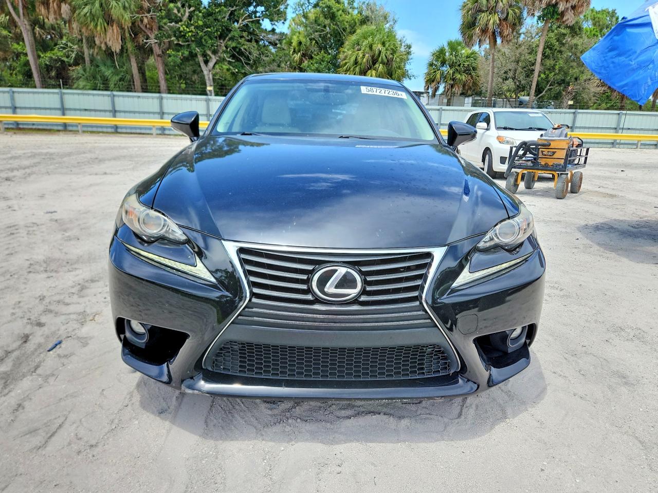 2016 LEXUS IS 200T — снимка 5