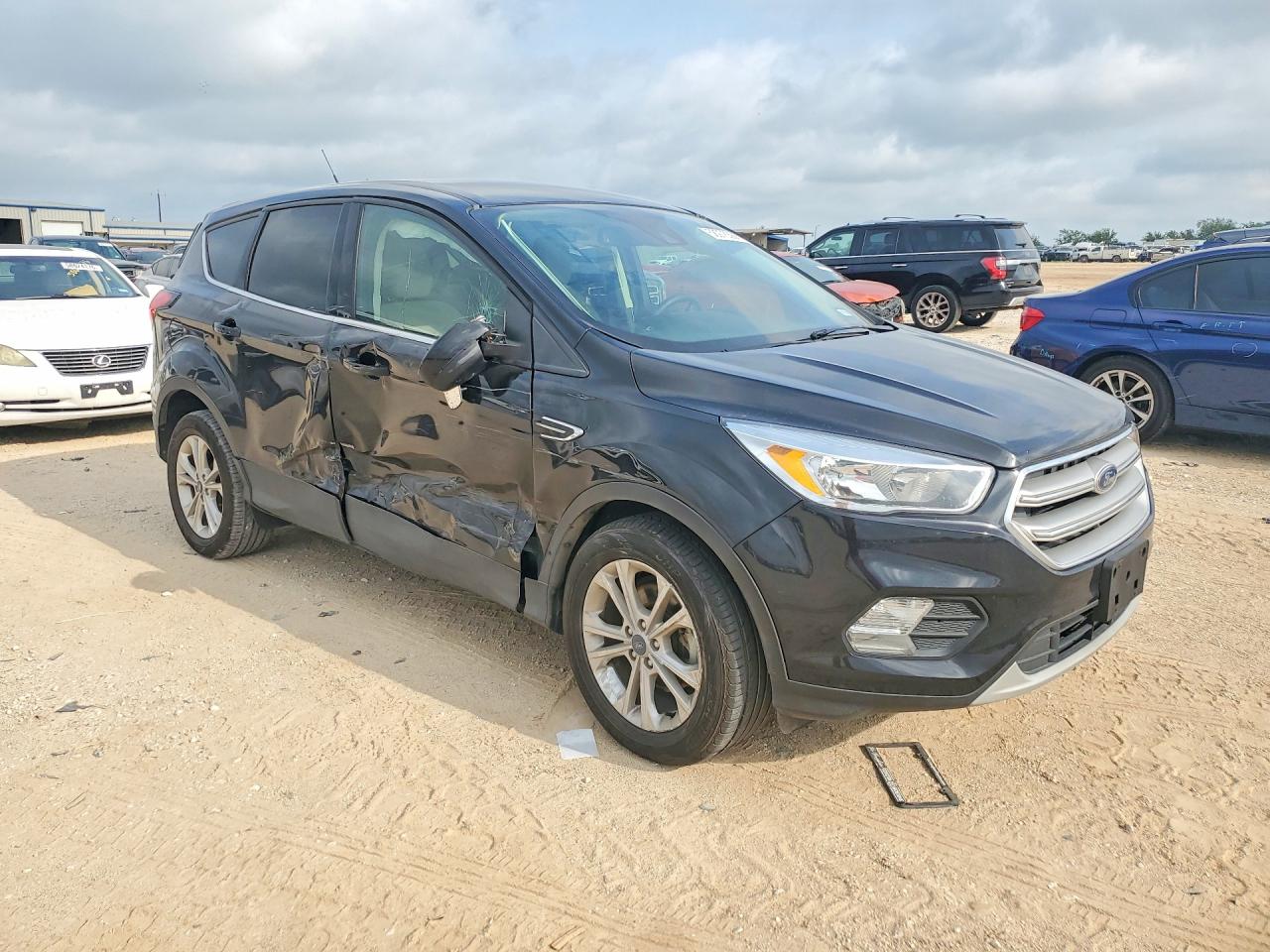 2019 FORD ESCAPE SE — снимка 4