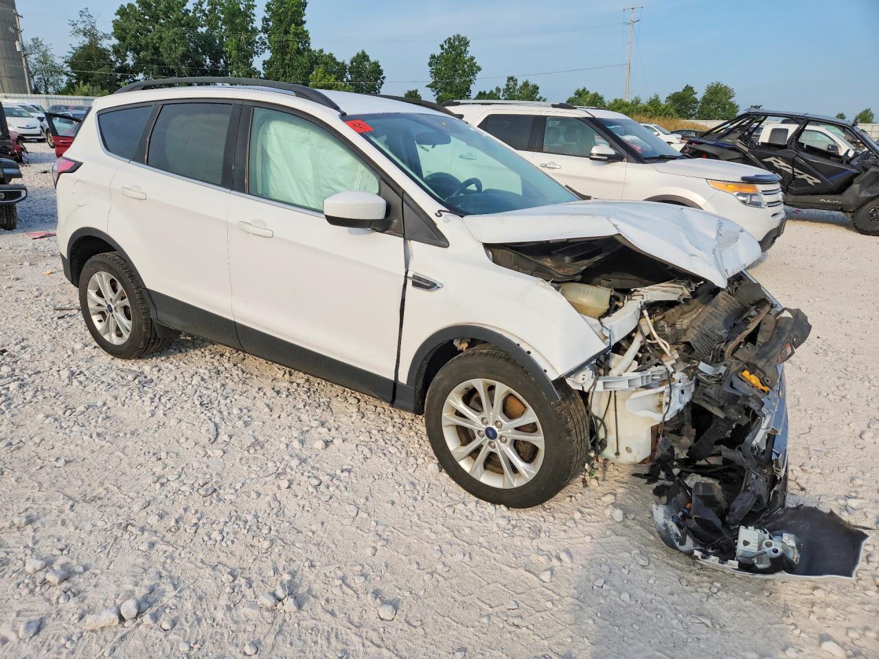 2017 FORD ESCAPE SE — снимка 4