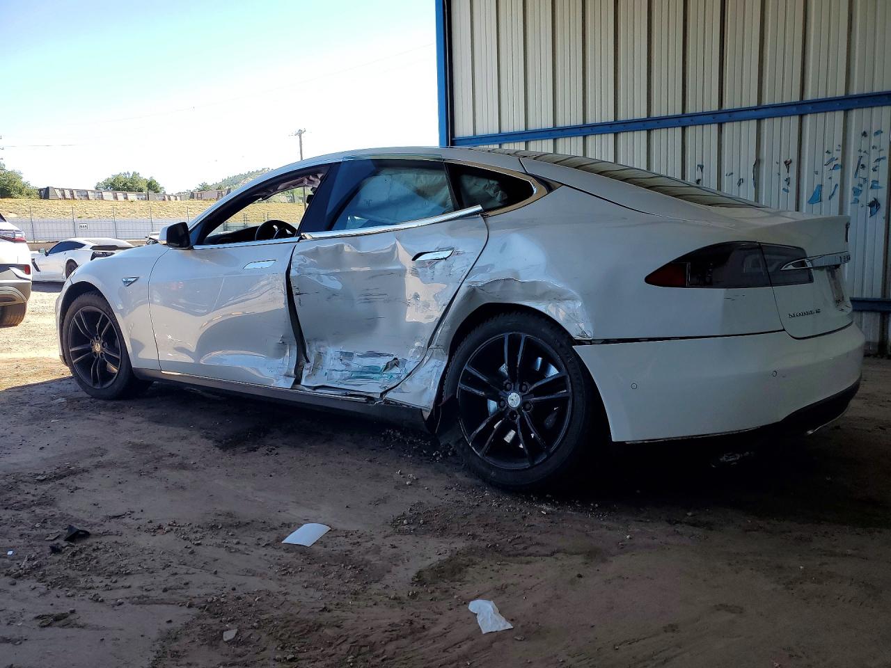2016 TESLA MODEL S — снимка 2