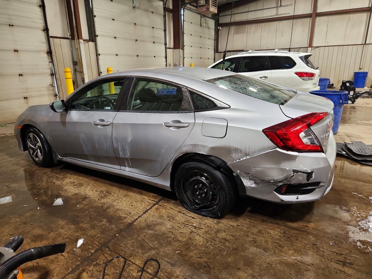 2021 HONDA CIVIC LX — снимка 2