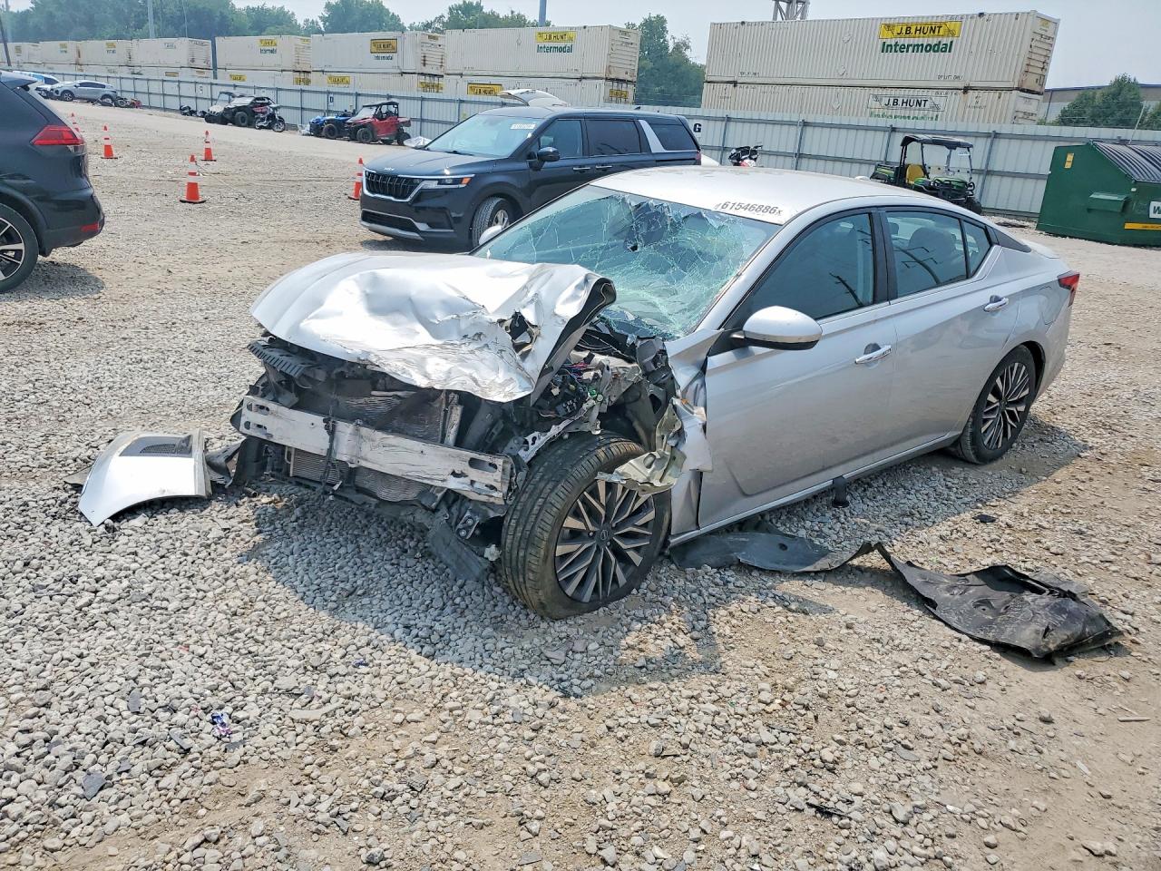 2023 NISSAN ALTIMA SV