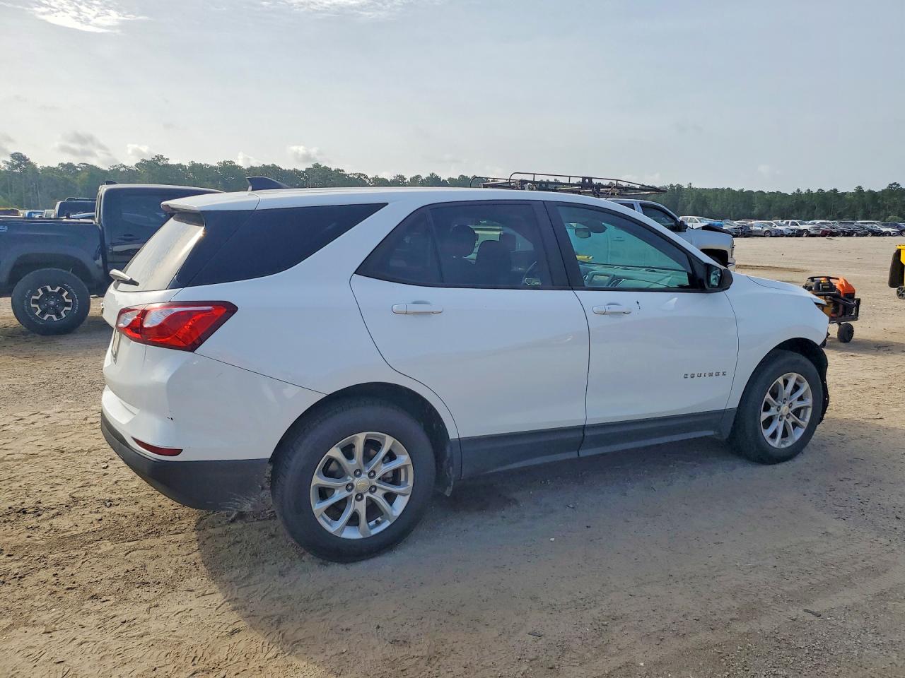 2021 CHEVROLET EQUINOX LS — снимка 3
