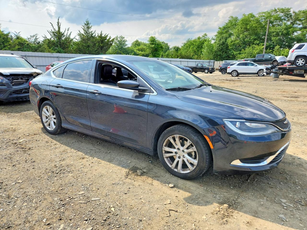 2017 CHRYSLER 200 LIMITED — снимка 4