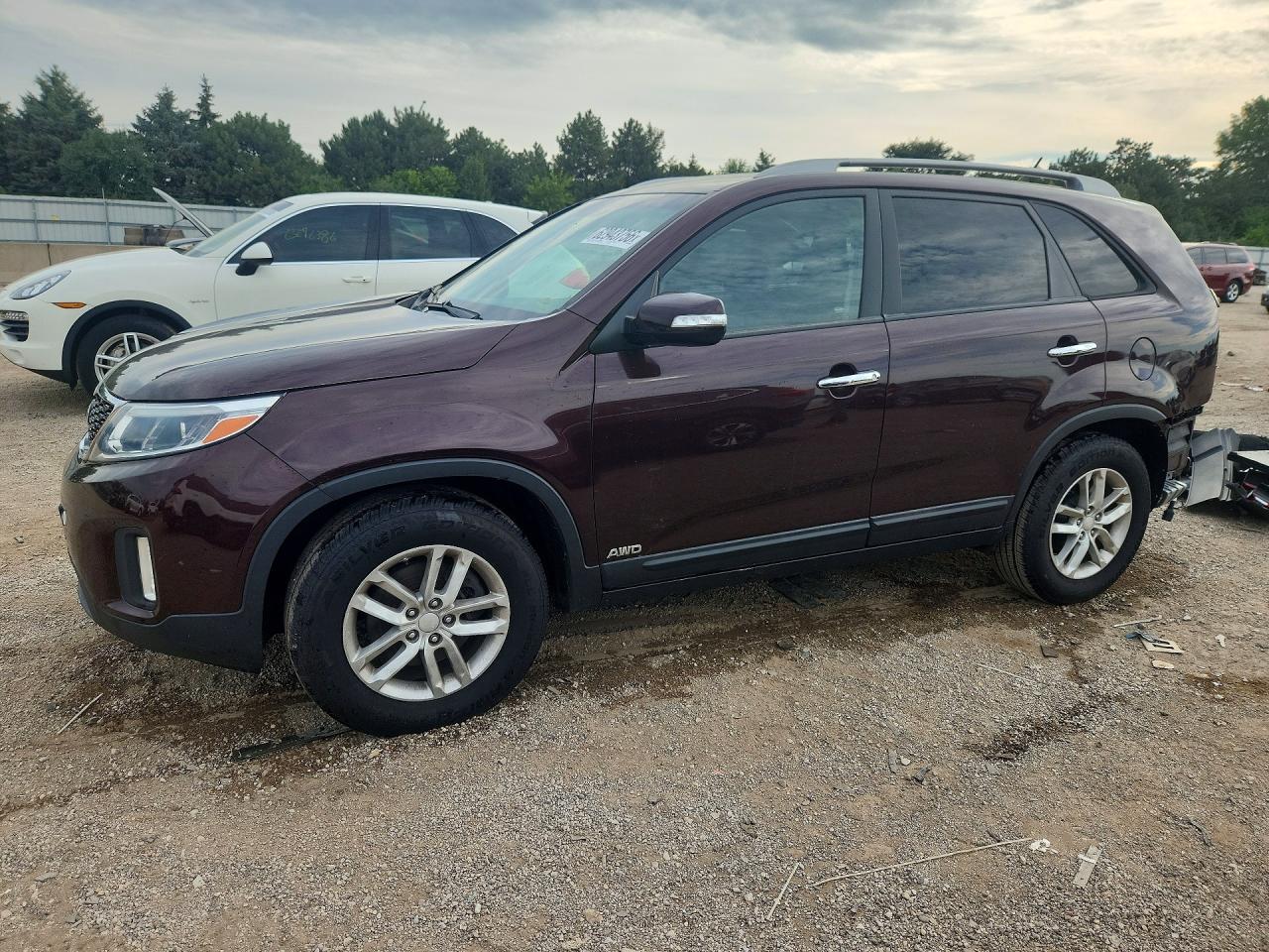 2015 KIA SORENTO LX