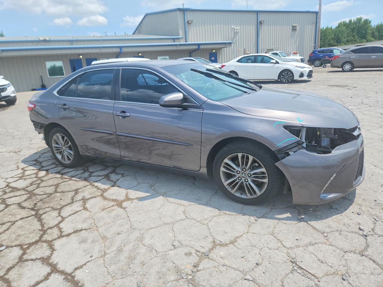 2017 TOYOTA CAMRY SE — снимка 4