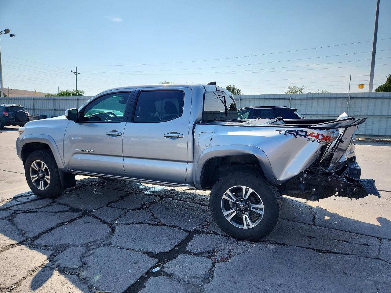 2018 TOYOTA TACOMA TRD SPORT — снимка 2