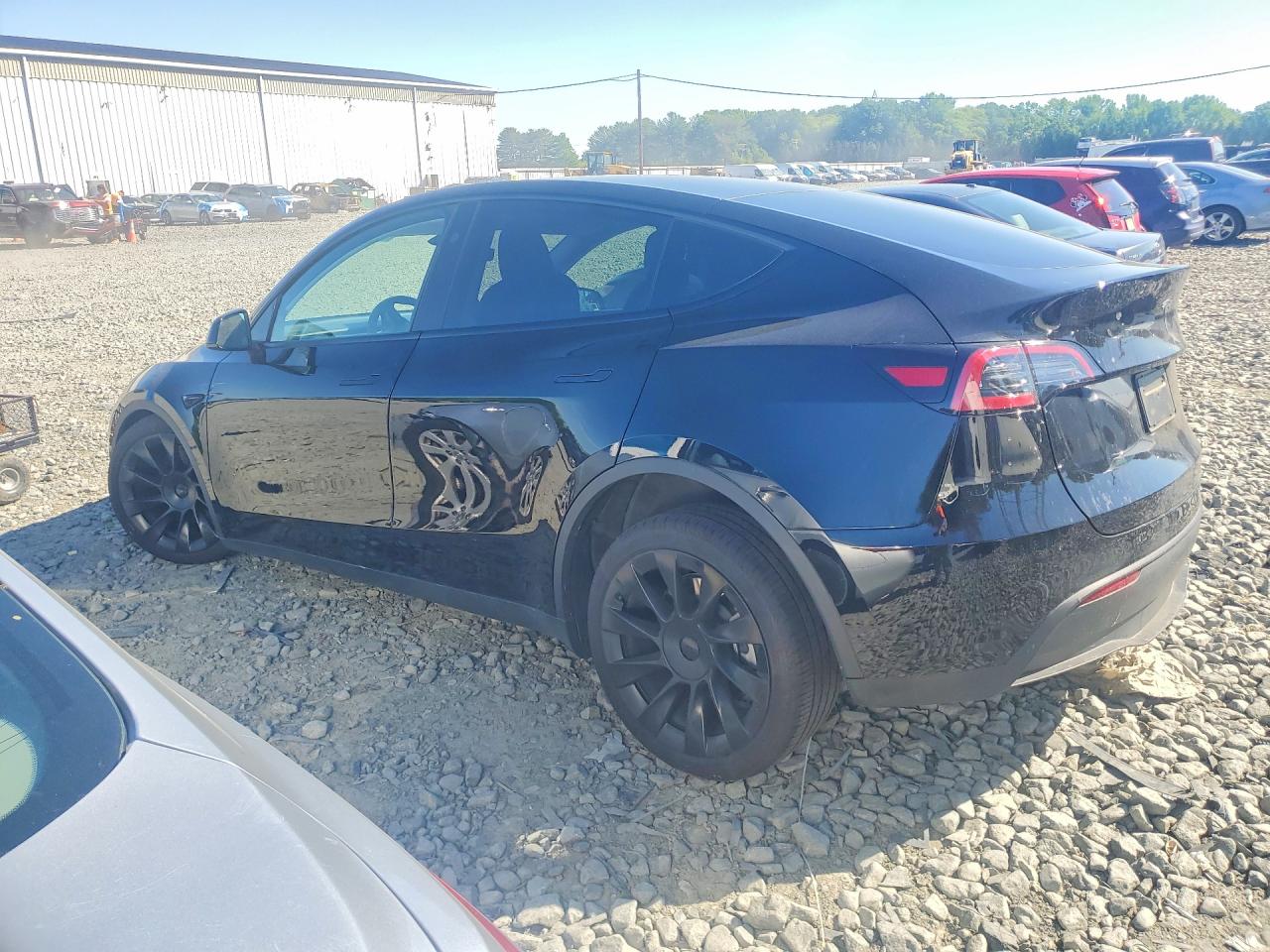 2025 TESLA MODEL Y — снимка 2