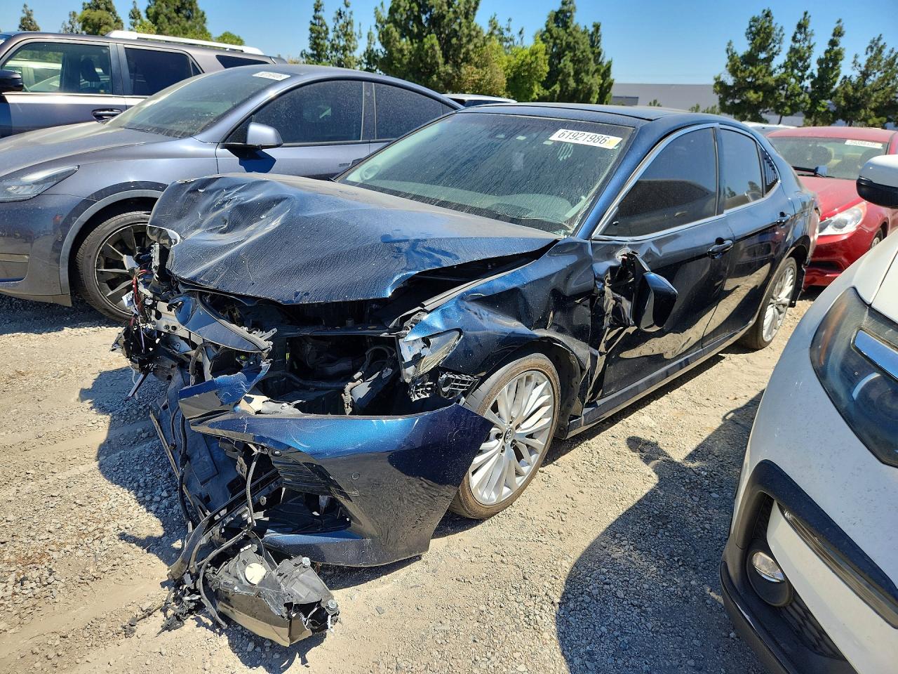 2018 TOYOTA CAMRY XLE V6