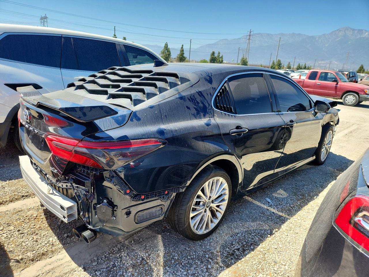 2018 TOYOTA CAMRY XLE V6 — снимка 3