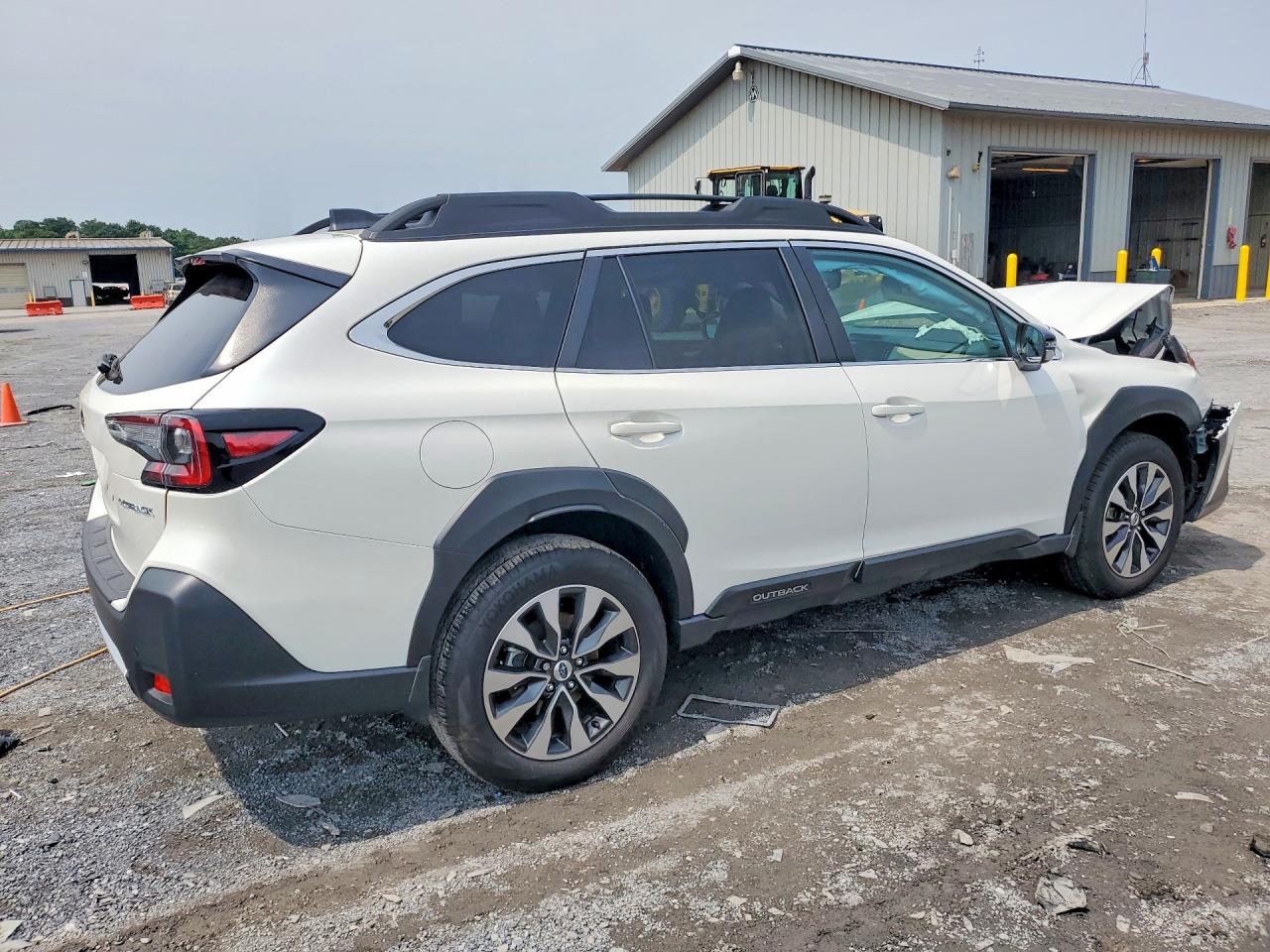 2025 SUBARU OUTBACK LIMITED — снимка 3