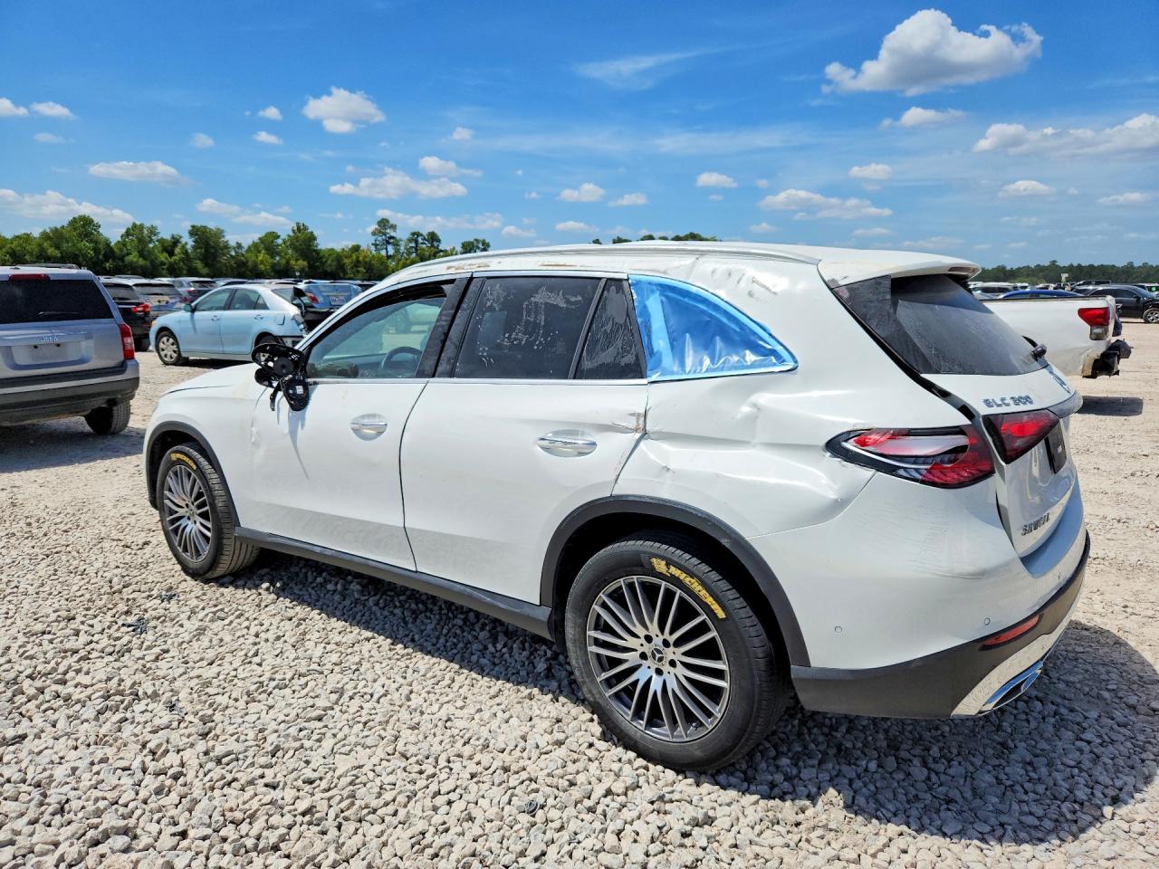 2024 MERCEDES-BENZ GLC 300 — снимка 2