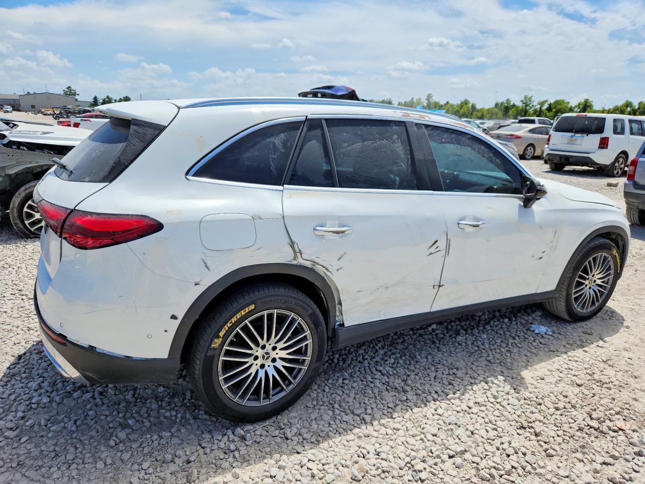 2024 MERCEDES-BENZ GLC 300 — снимка 3