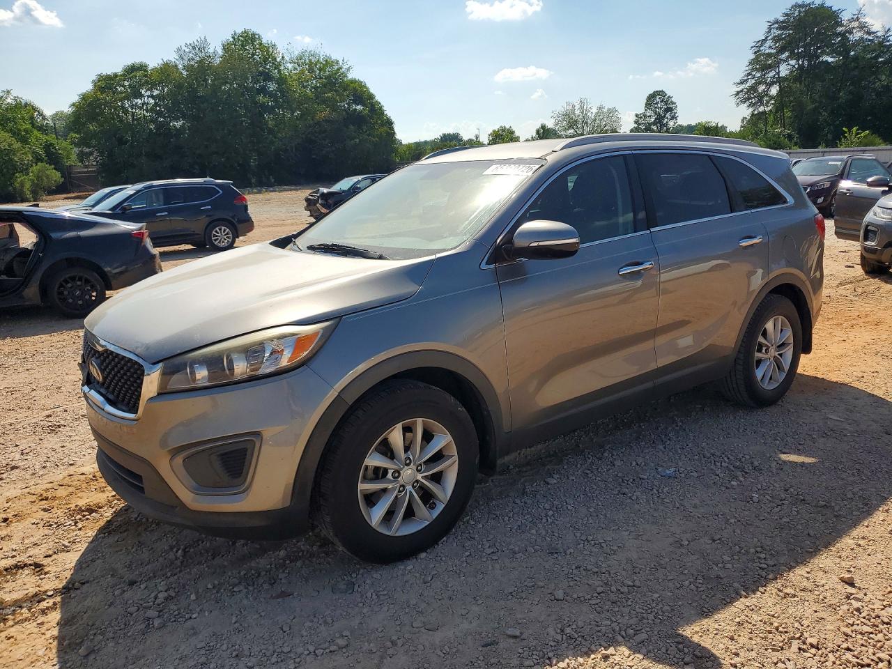 2016 KIA SORENTO LX