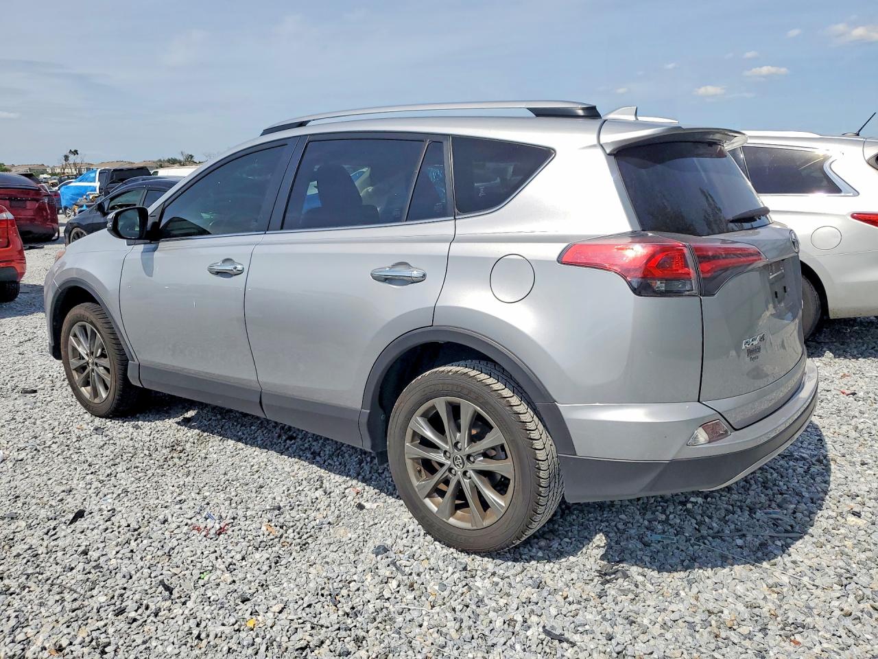 2018 TOYOTA RAV4 LIMITED — снимка 2