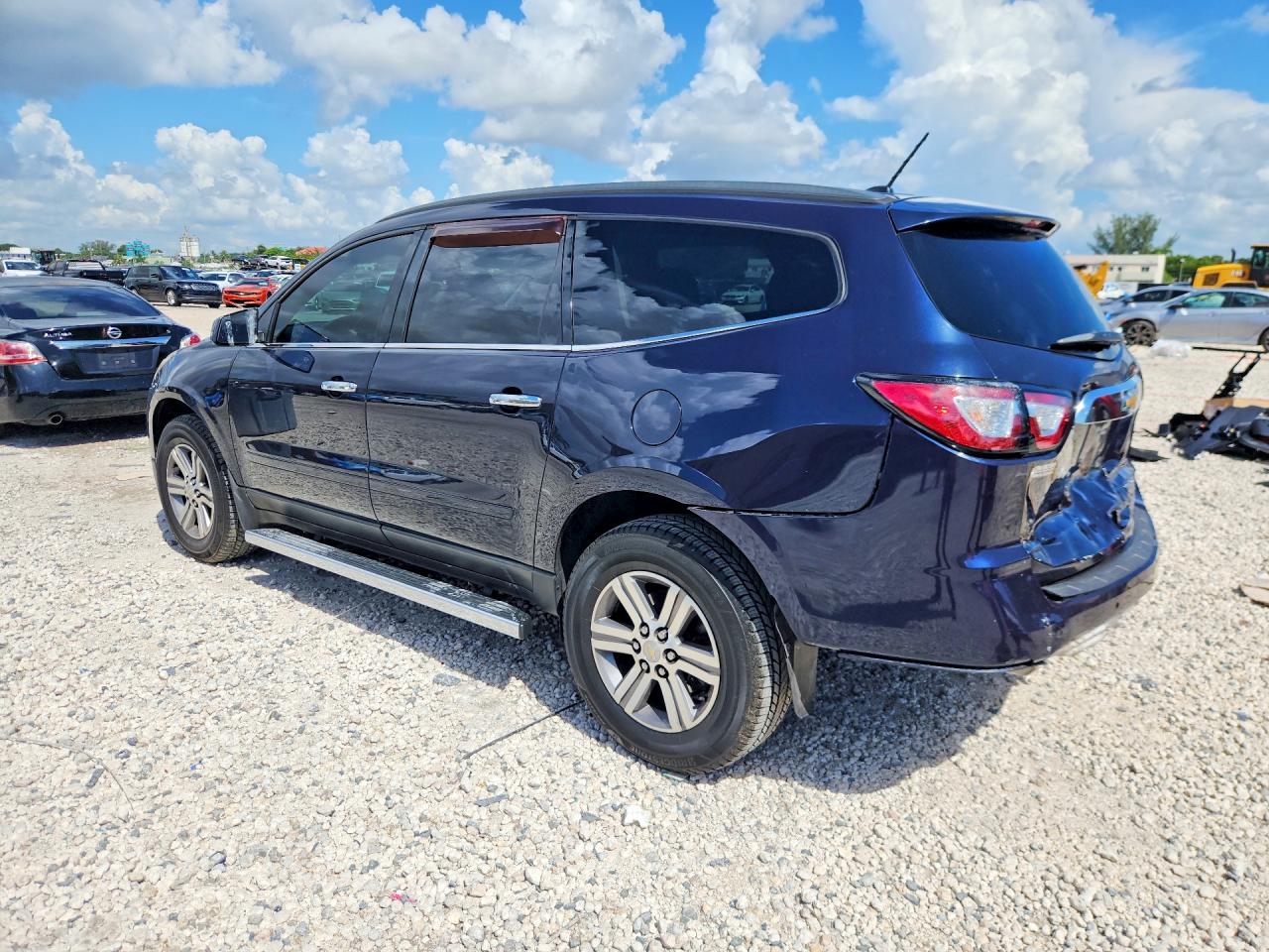 2015 CHEVROLET TRAVERSE LT — снимка 2