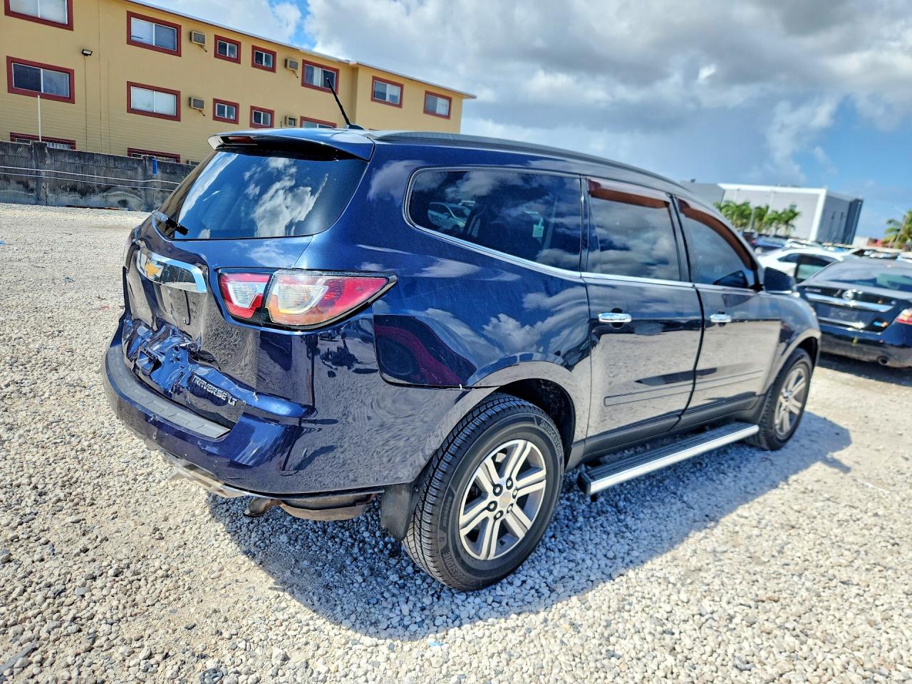 2015 CHEVROLET TRAVERSE LT — снимка 3