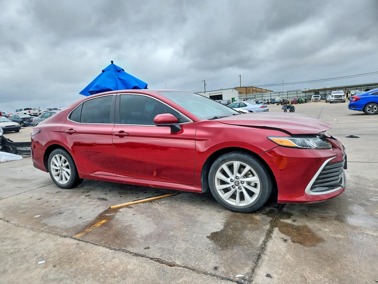 2021 TOYOTA CAMRY LE — снимка 4