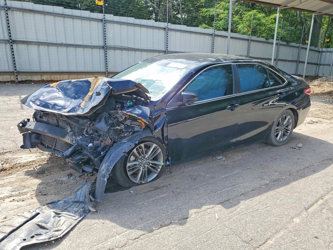 2017 TOYOTA CAMRY SE