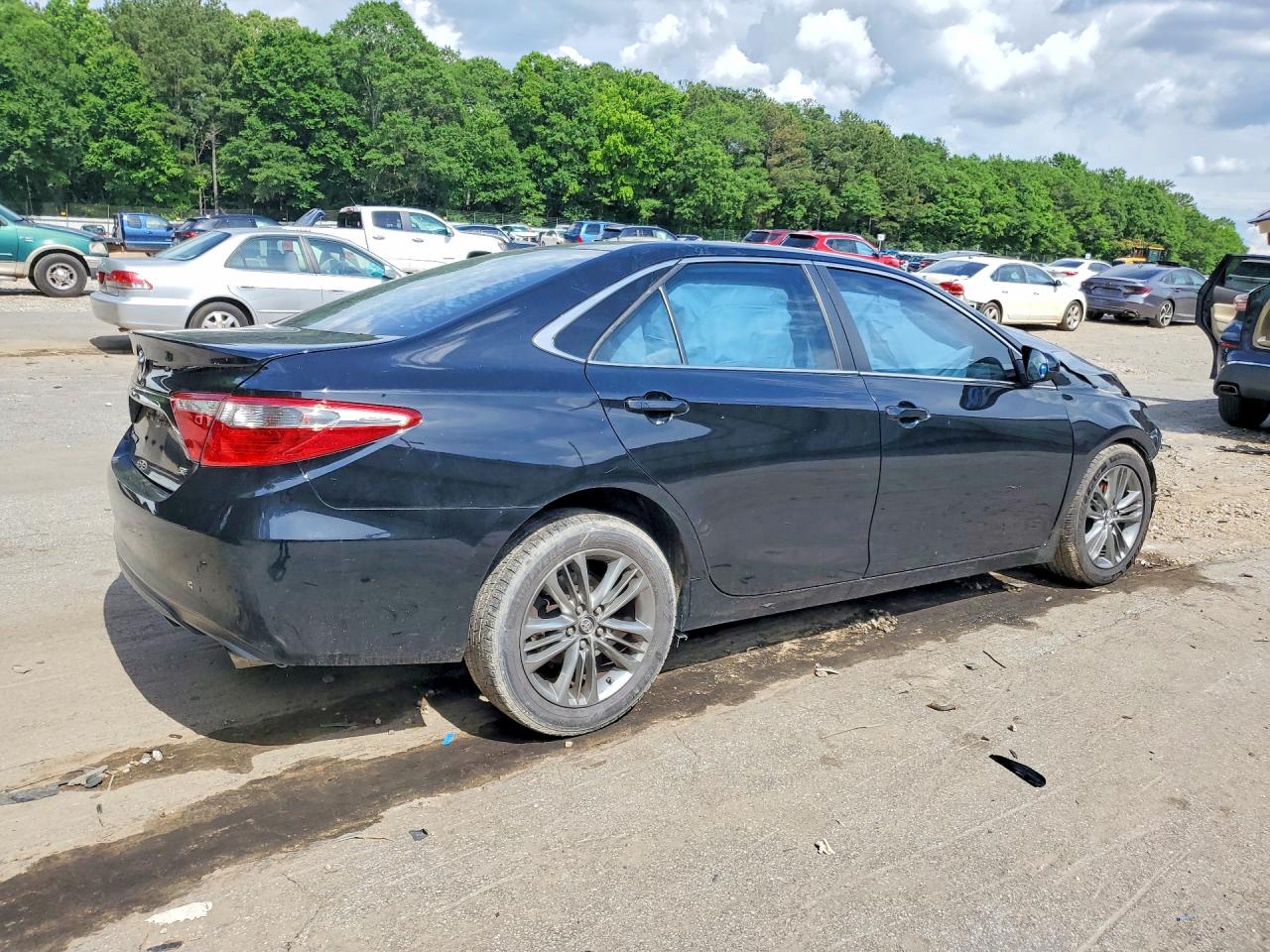 2017 TOYOTA CAMRY SE — снимка 3