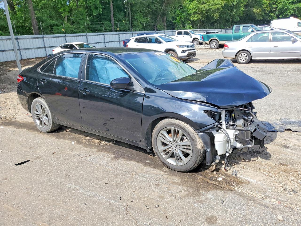 2017 TOYOTA CAMRY SE — снимка 4