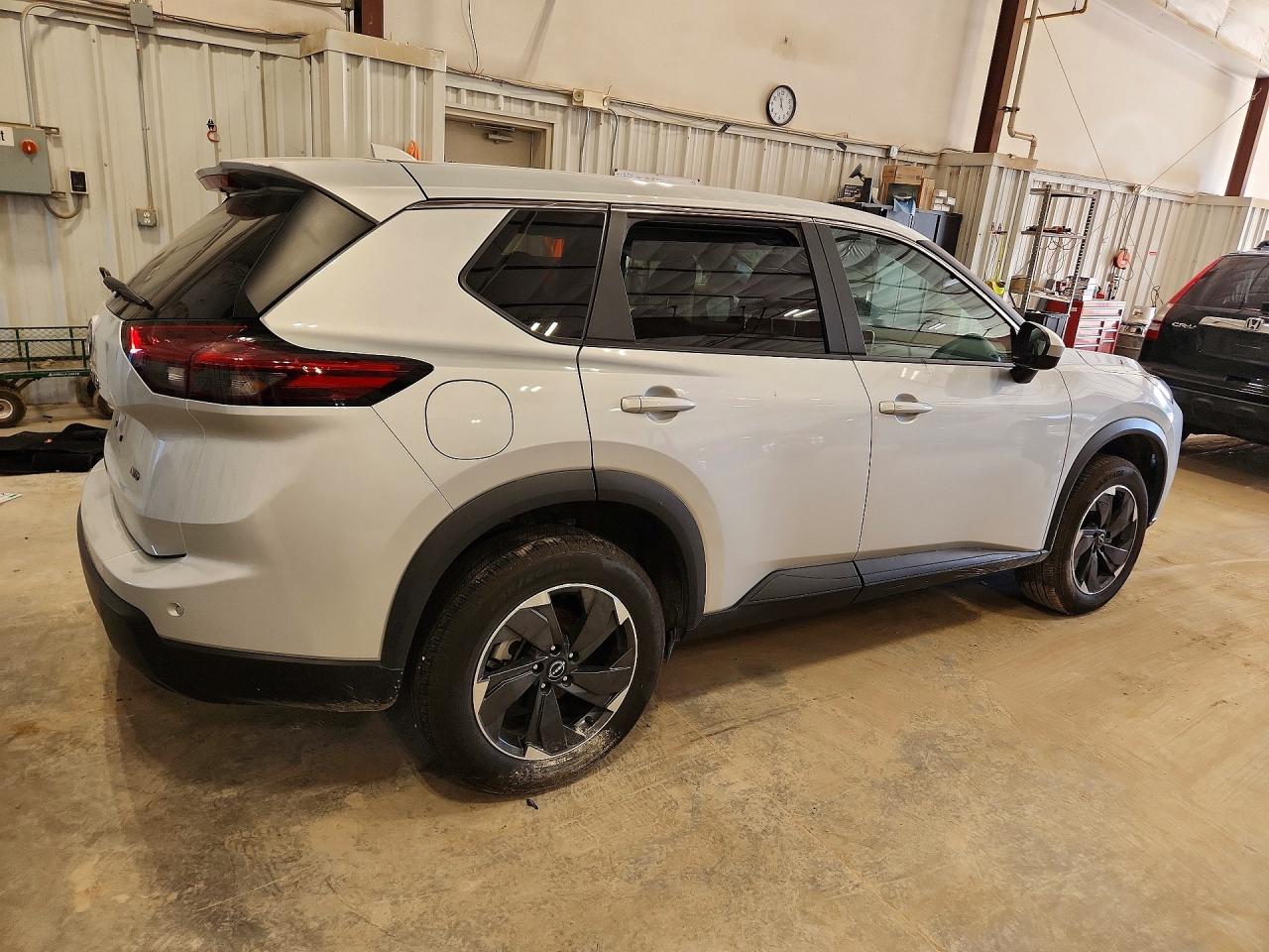 2025 NISSAN ROGUE SV — снимка 3