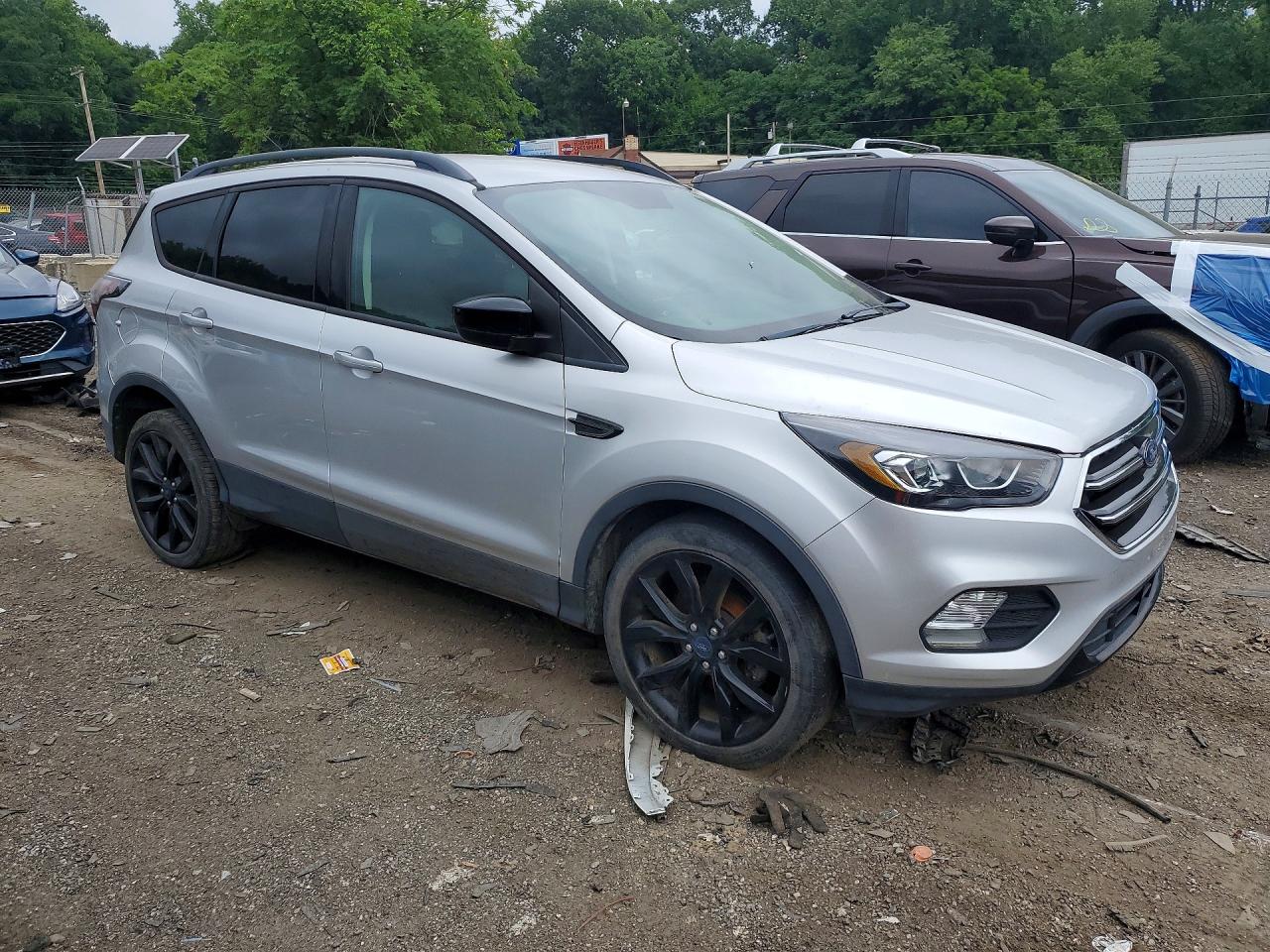 2017 FORD ESCAPE SE — снимка 4