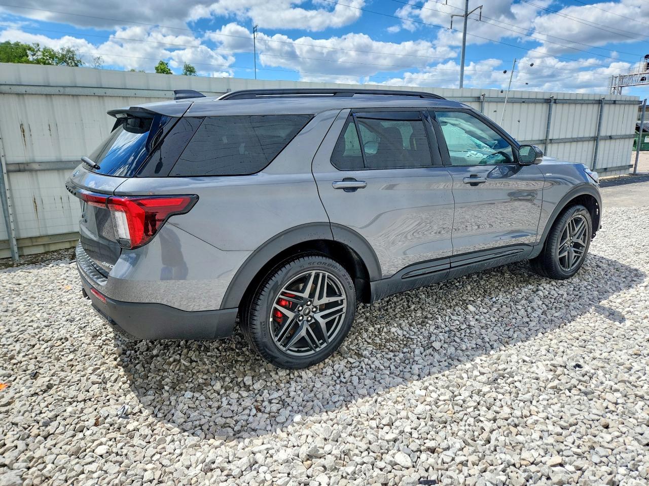 2025 FORD EXPLORER ST-LINE — снимка 3