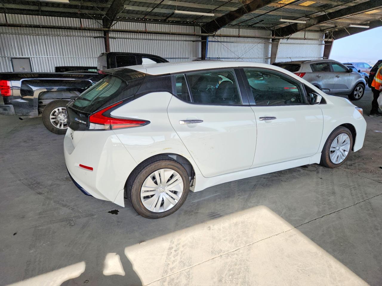 2021 NISSAN LEAF S — снимка 3