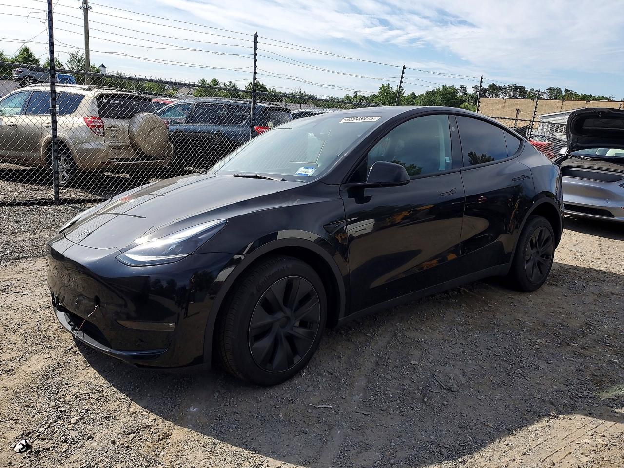 2024 TESLA MODEL Y