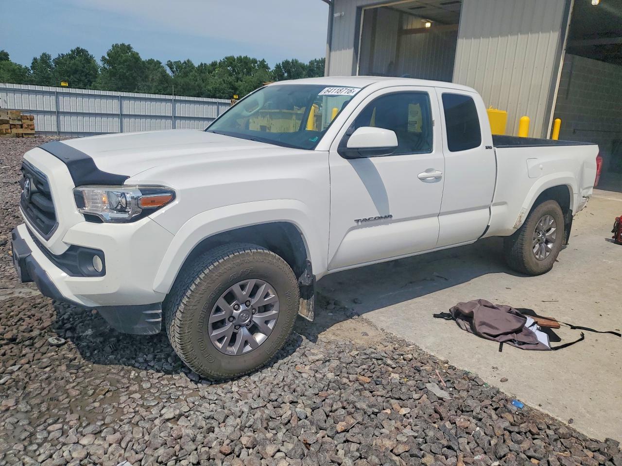 2016 TOYOTA TACOMA SR5 V6