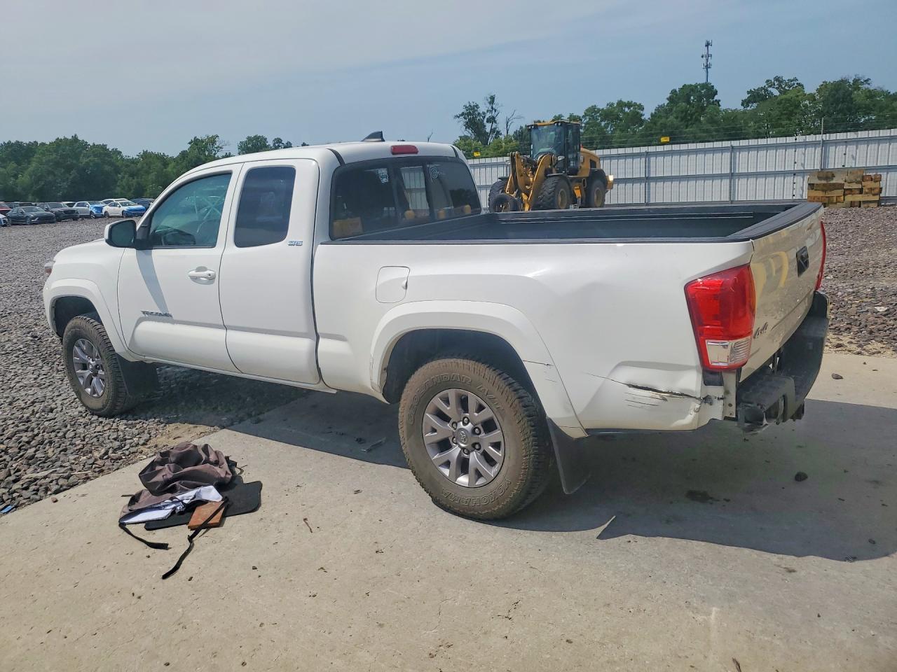 2016 TOYOTA TACOMA SR5 V6 — снимка 2