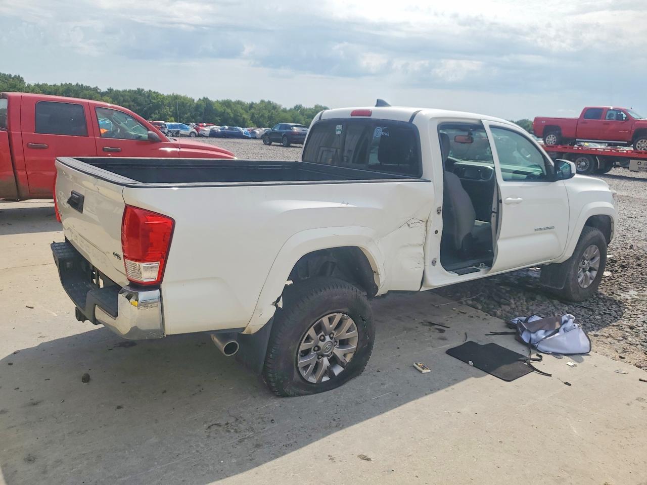 2016 TOYOTA TACOMA SR5 V6 — снимка 3