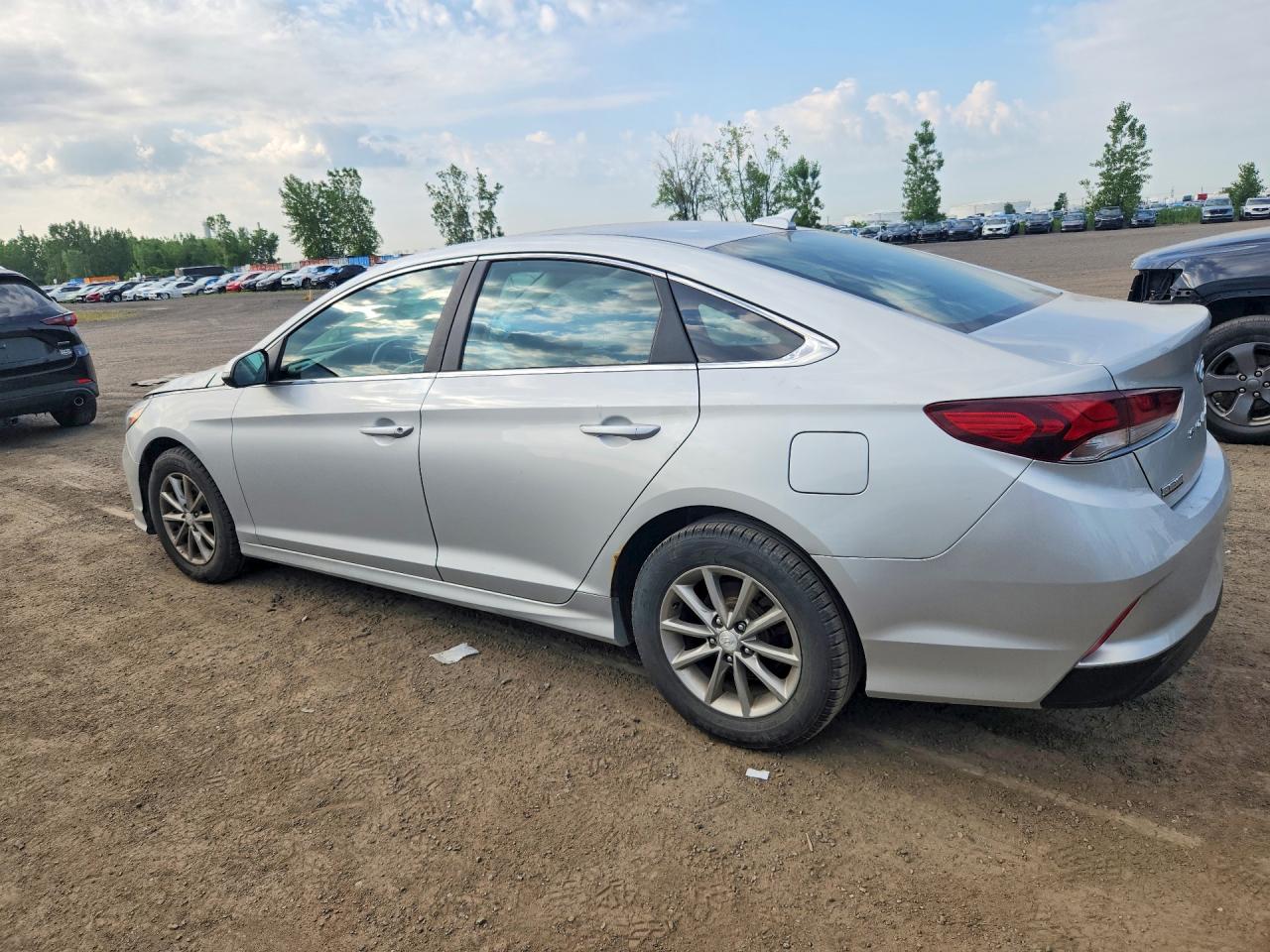 2019 HYUNDAI SONATA SE — снимка 2