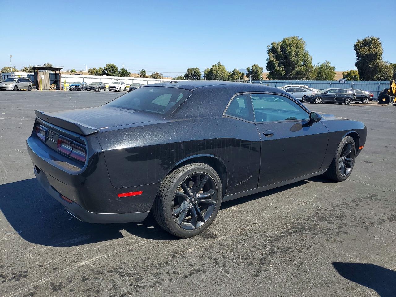 2017 DODGE CHALLENGER SXT — снимка 3