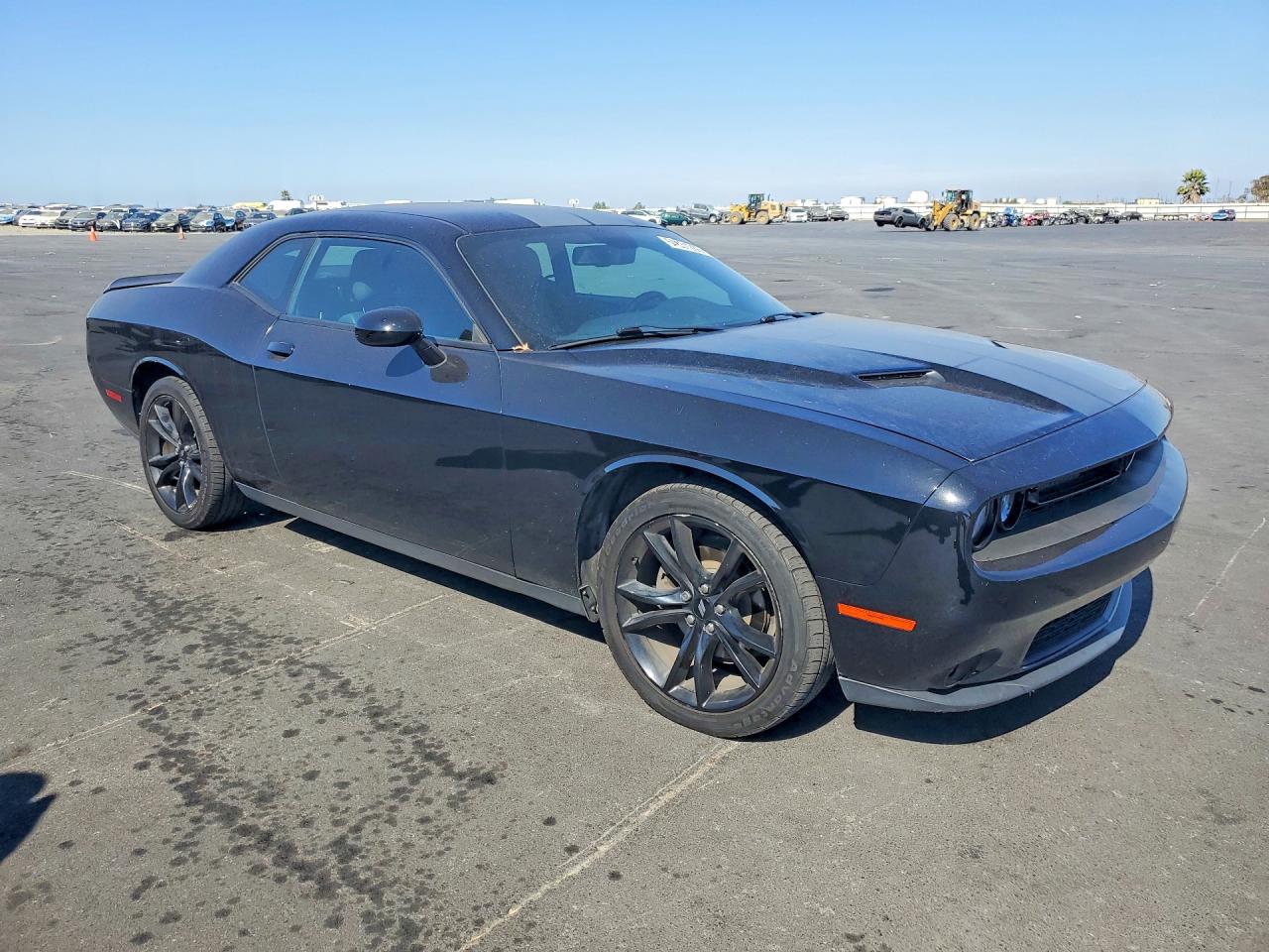 2017 DODGE CHALLENGER SXT — снимка 4