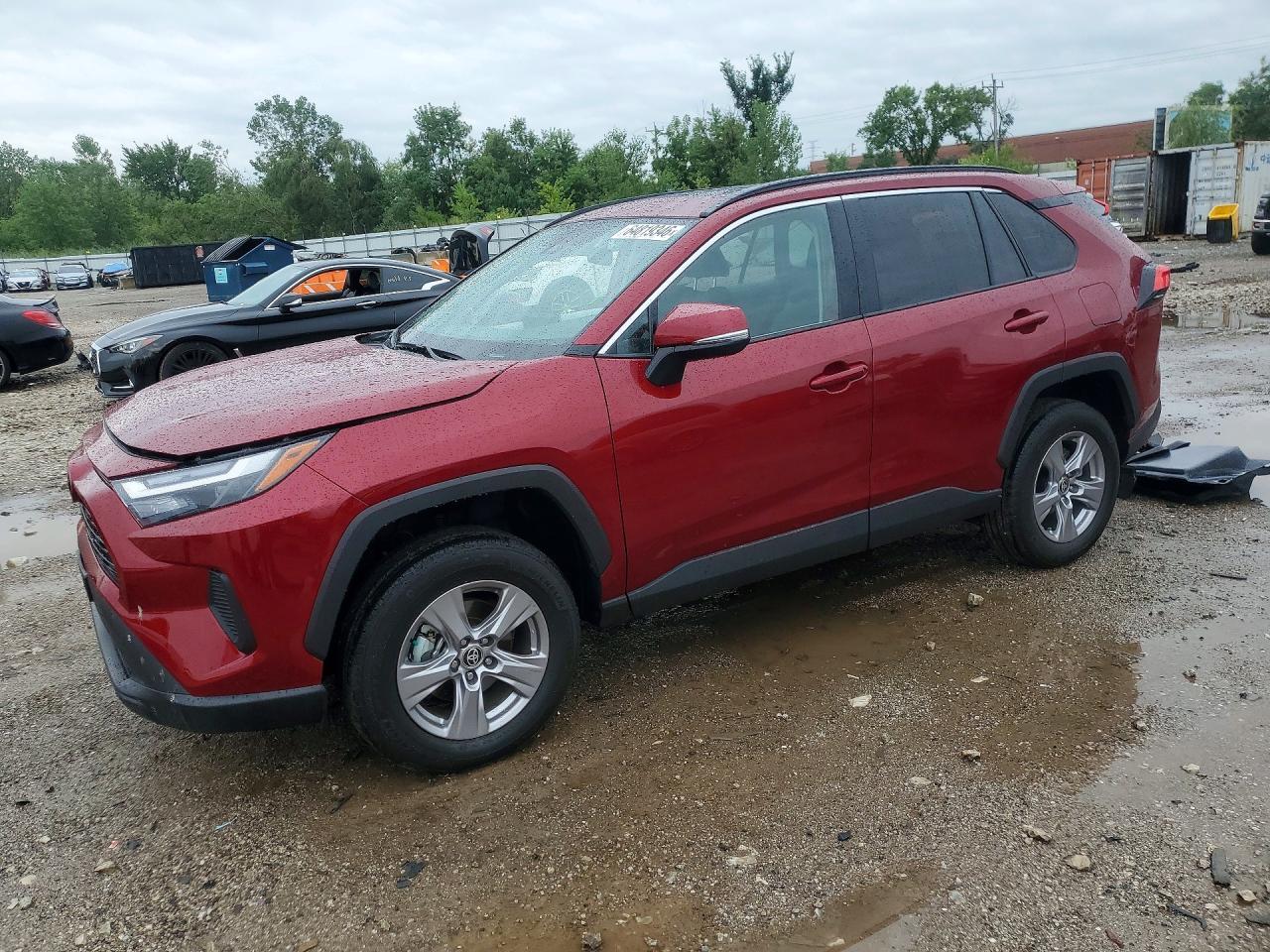 2025 TOYOTA RAV4 XLE