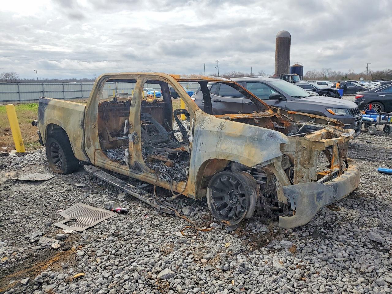 2020 CHEVROLET SILVERADO K1500 RST — снимка 4