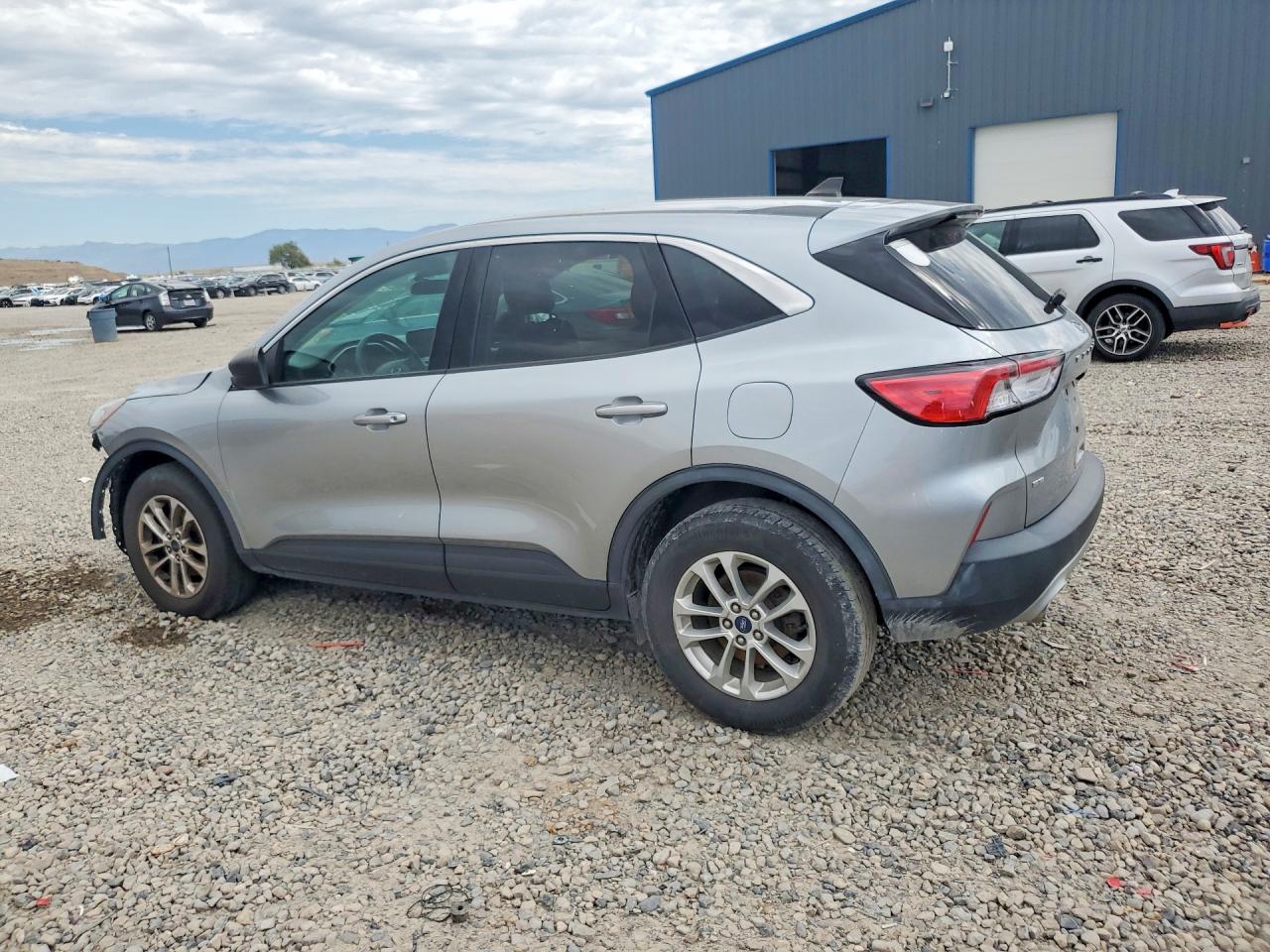 2022 FORD ESCAPE SE — снимка 2