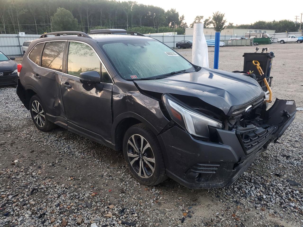 2022 SUBARU FORESTER LIMITED — снимка 4