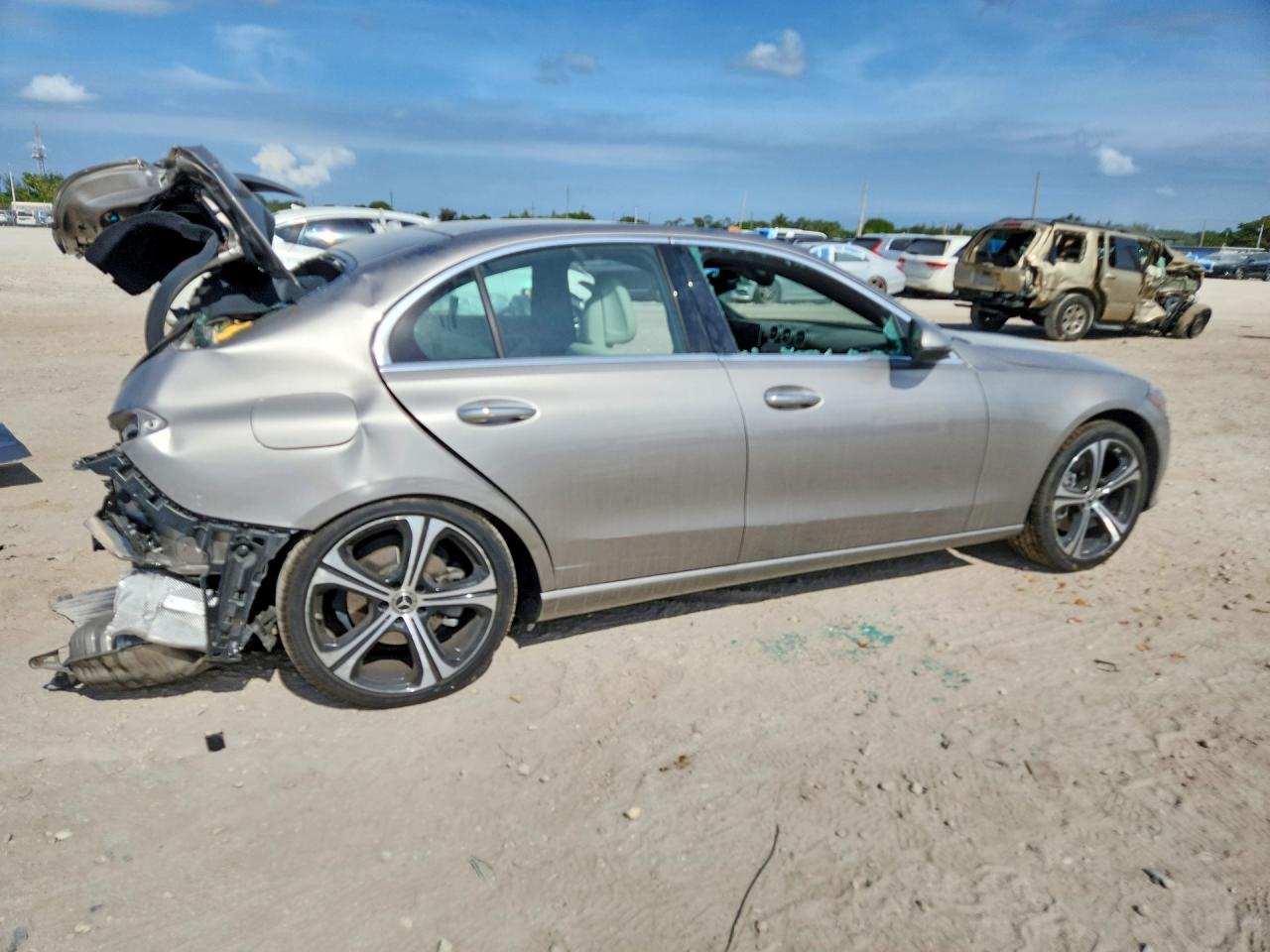 2024 MERCEDES-BENZ C 300 — снимка 3