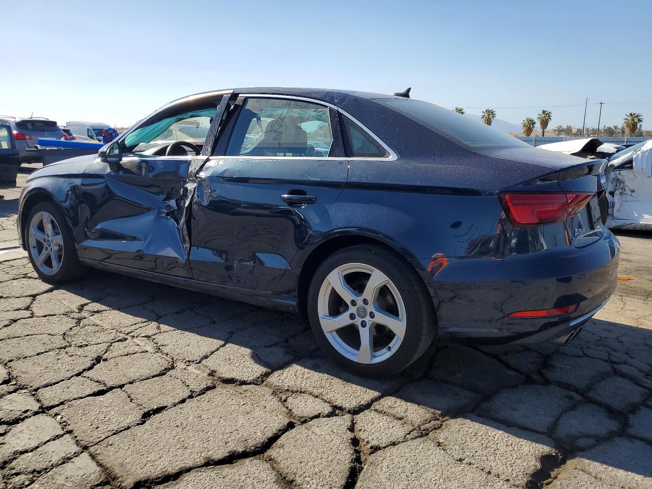 2019 AUDI A3 PREMIUM — снимка 2