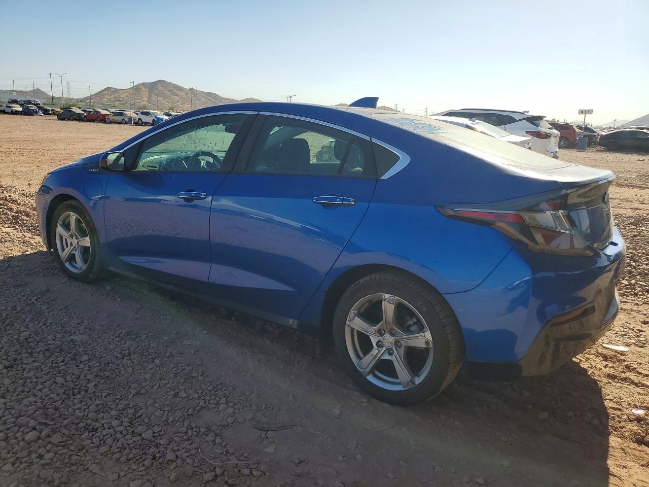 2017 CHEVROLET VOLT LT — снимка 2