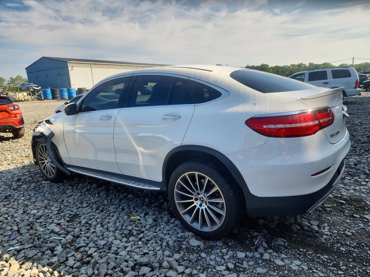 2018 MERCEDES-BENZ GLC COUPE 300 4MATIC — снимка 2