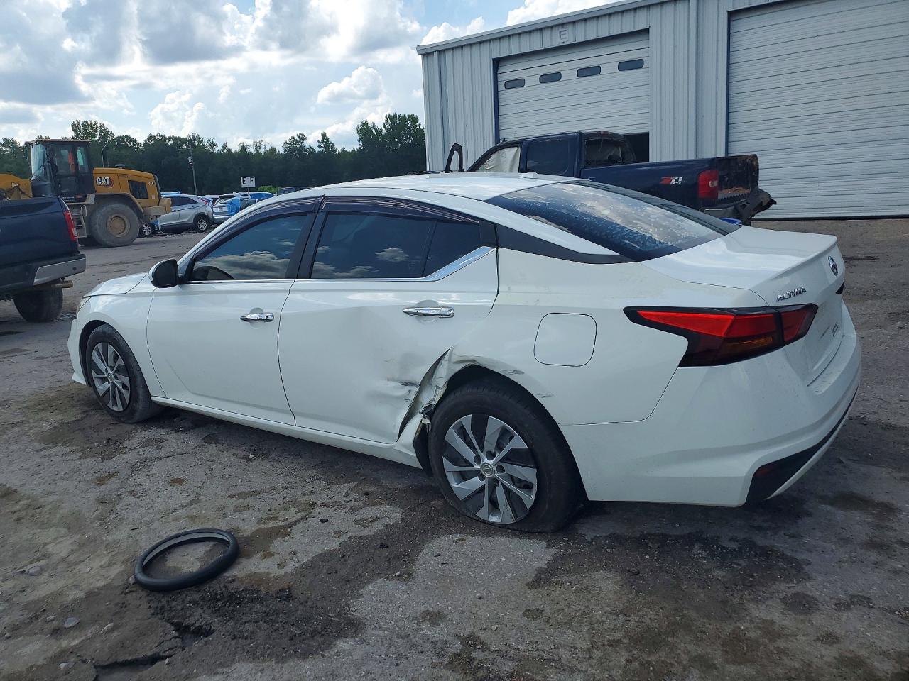 2020 NISSAN ALTIMA S — снимка 2