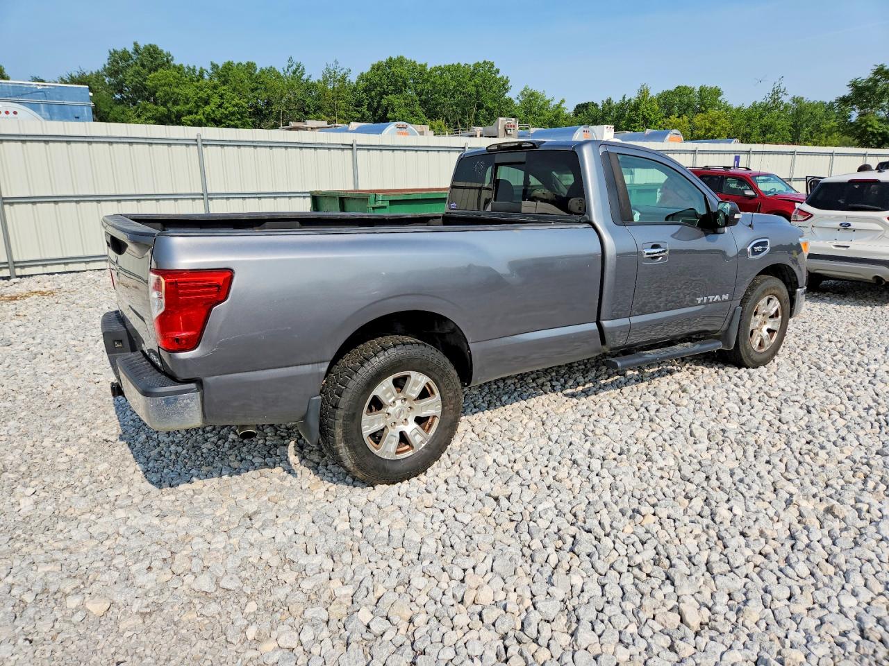 2017 NISSAN TITAN SV — снимка 3