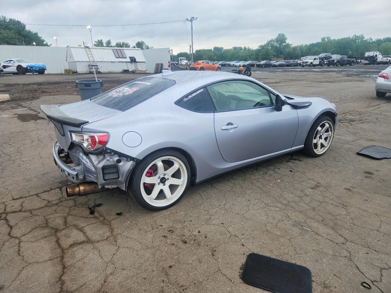 2016 SUBARU BRZ 2.0 LIMITED — снимка 4