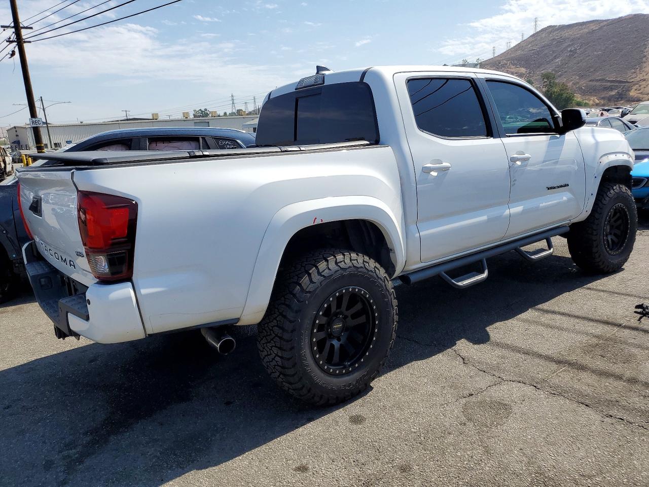 2018 TOYOTA TACOMA — снимка 3